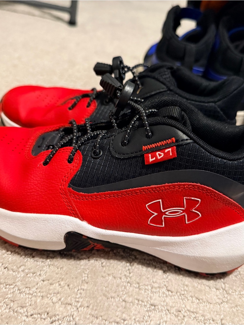 Under Armour Boy’s Size 3Y